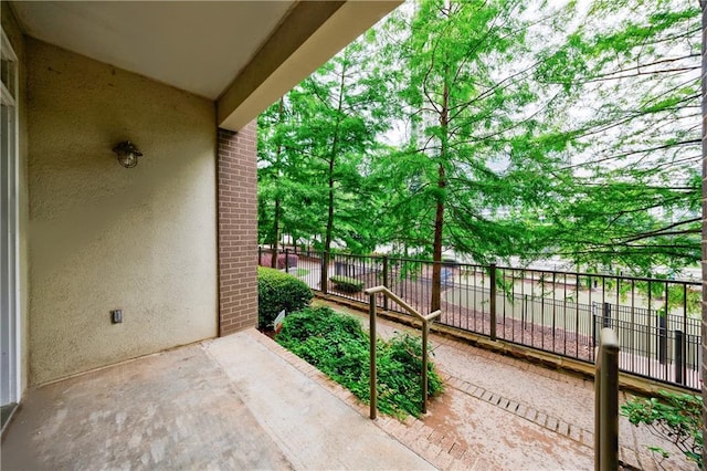 390 17th St NW Unit 2053, Atlanta, GA 30363 - view of patio / terrace