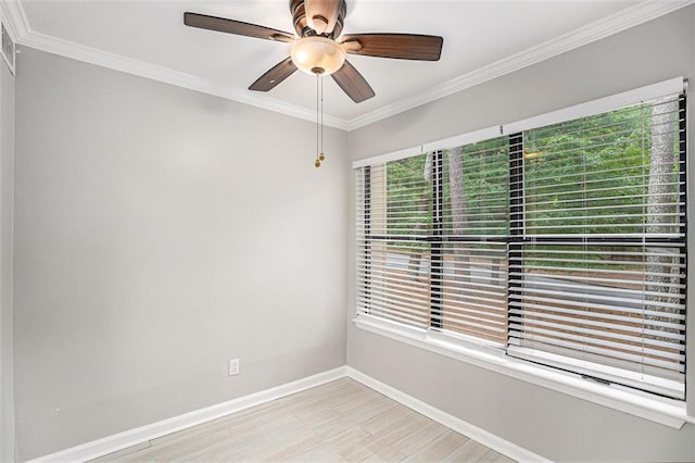 unfurnished room with ceiling fan, crown molding, light hardwood / wood-style flooring, and a healthy amount of sunlight