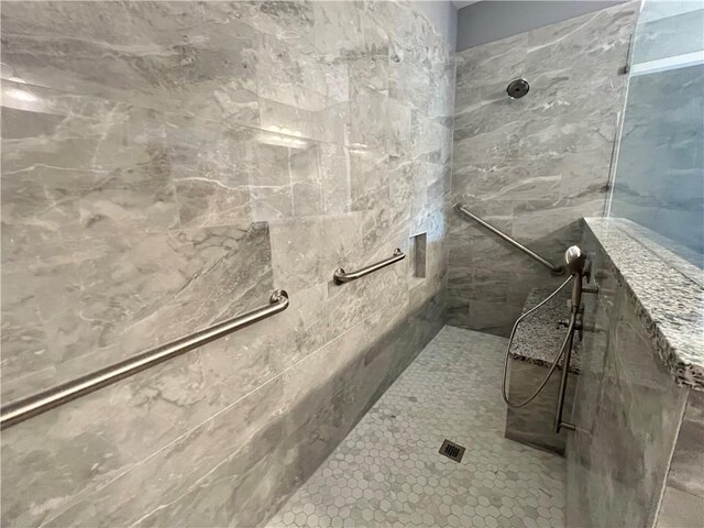 154 Pope Paul Path, Dallas, GA 30132 - bathroom featuring a walk in shower