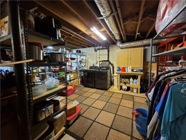 4094 Carlisle Pl, Stone Mountain, GA 30083 - unfinished below grade area with washer and clothes dryer