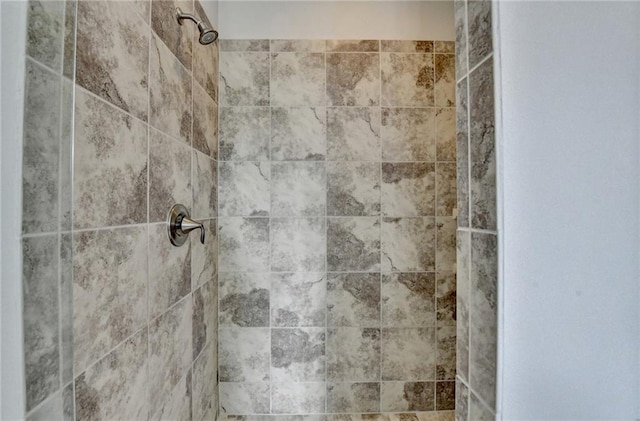 5770 Bridleton Xing, Suwanee, GA 30024 - bathroom view of tiled shower