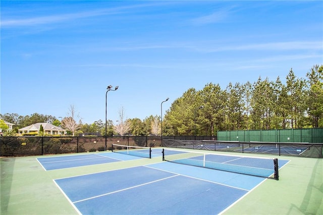 1000 Eight Knot Ct, Greensboro, GA 30642 - view of tennis court featuring community basketball court