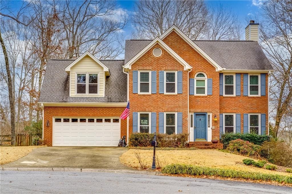 view of front of house featuring a garage