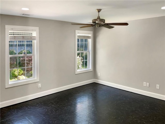 empty room with ceiling fan