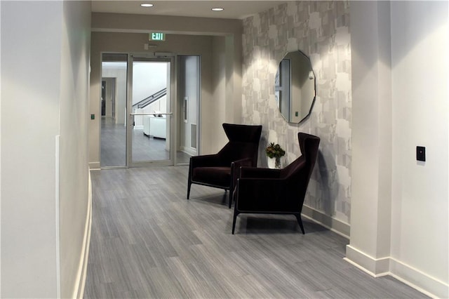 711 Cosmopolitan Dr Unit 413, Atlanta, GA 30324 - hall featuring wood finished floors and recessed lighting