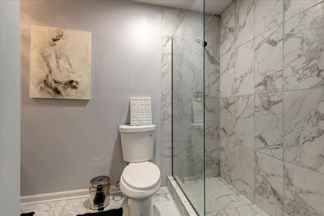 full bathroom featuring a marble finish shower, baseboards, toilet, and marble finish floor