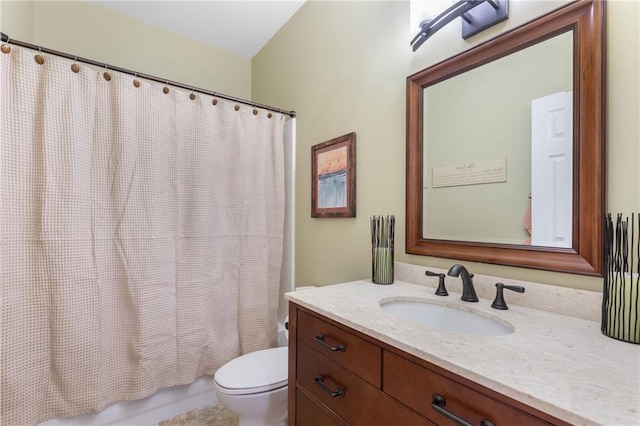 2905 Ivey Ridge Ln, Roswell, GA 30076 - full bath featuring vanity and shower / bath combo with shower curtain