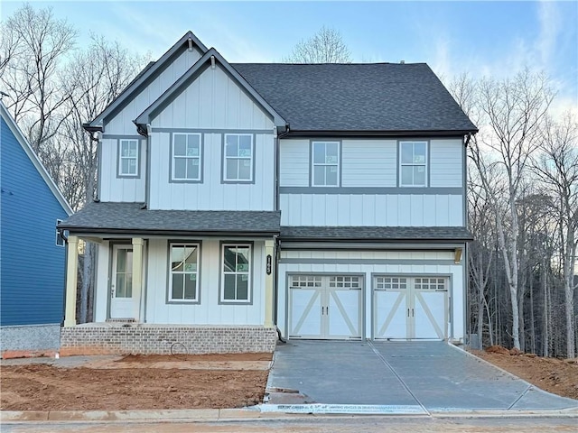 view of front of house featuring a garage