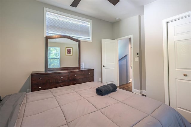 bedroom featuring ceiling fan