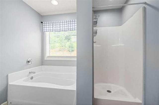 5375 Mountain View Pkwy, Lula, GA 30554 - full bath with a garden tub, a shower stall, and recessed lighting