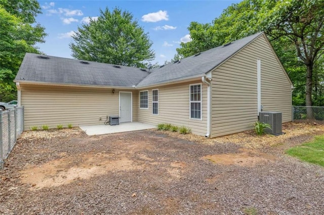 5375 Mountain View Pkwy, Lula, GA 30554 - rear view of property with a patio area, a fenced backyard, and roof with shingles