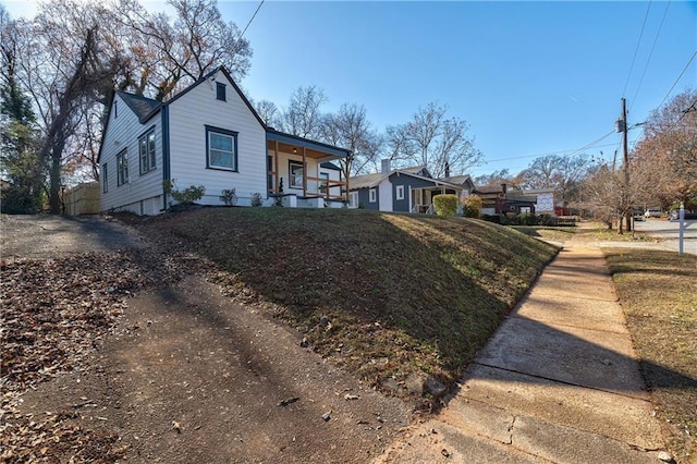 bungalow featuring a porch