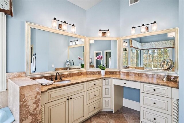 bathroom with vanity