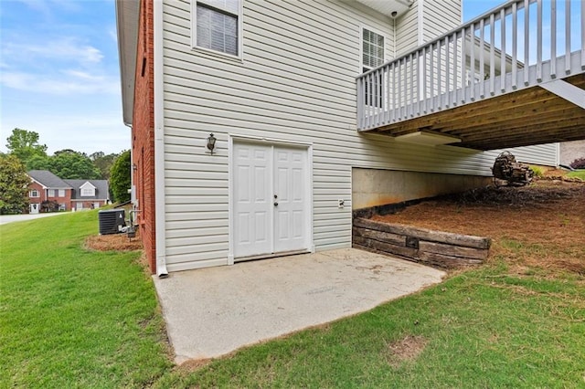 9507 Greens Mill Ct, Loganville, GA 30052 - view of patio featuring central AC and a wooden deck