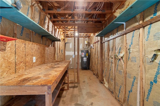 90 Cypress Dr, Covington, GA 30016 - unfinished below grade area with water heater