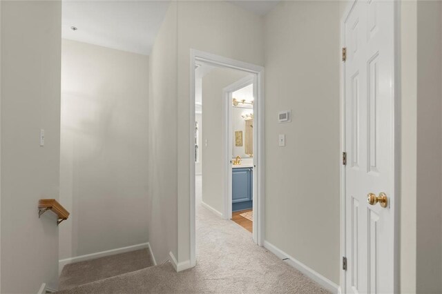 1024 Whitshire Way, Alpharetta, GA 30004 - hall with light colored carpet and baseboards