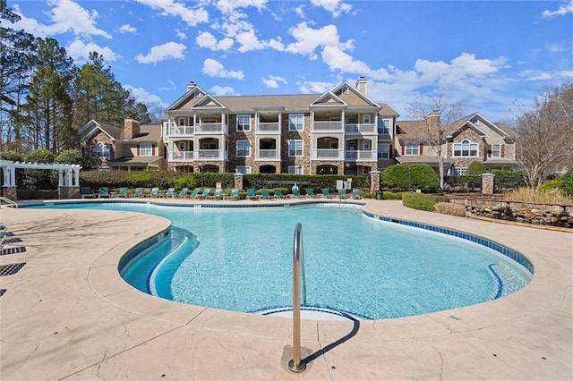 1024 Whitshire Way, Alpharetta, GA 30004 - community pool featuring a patio area