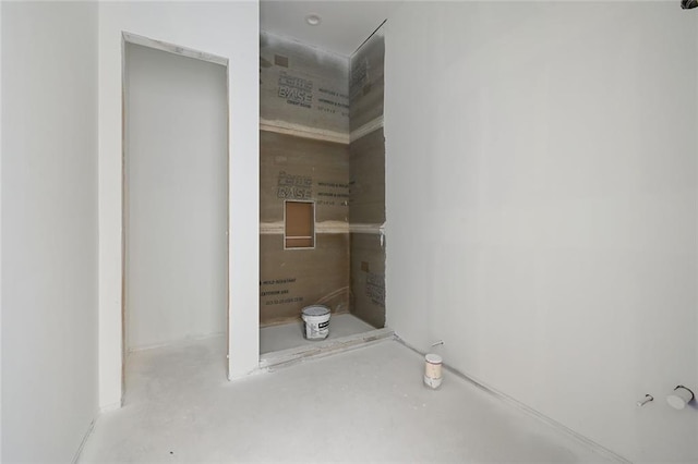 8200 Main St S Unit 1306, Woodstock, GA 30188 - bathroom with concrete floors