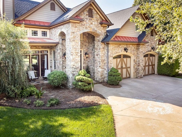 view of front of home with a front yard