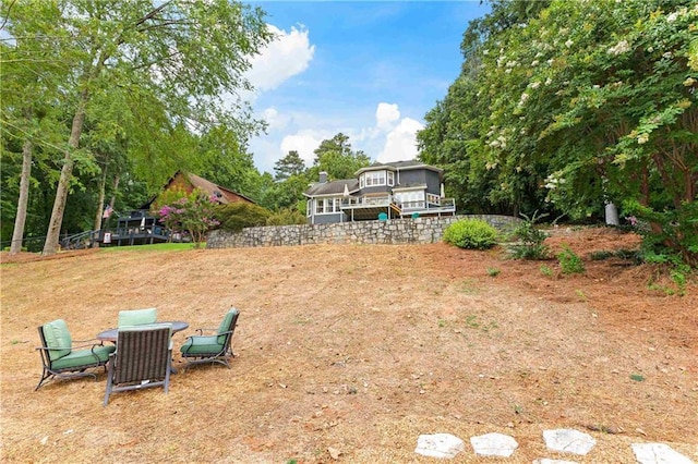 view of yard featuring fence