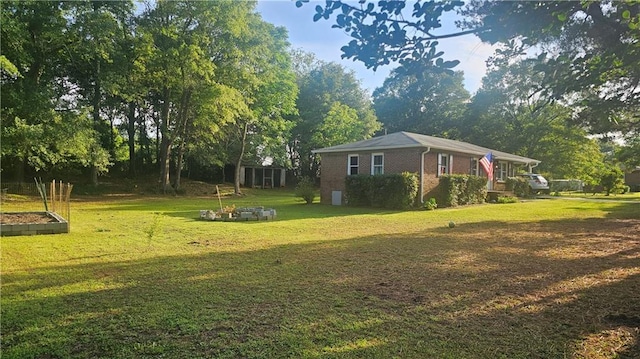 112 Hilltop Dr, Newborn, GA 30056 - view of green lawn