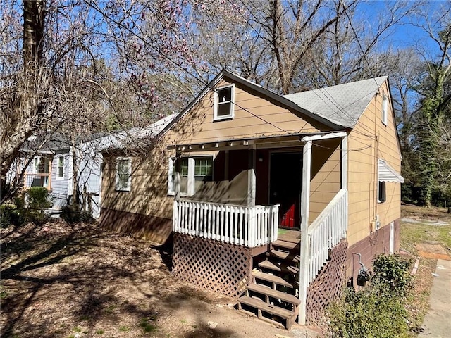 bungalow featuring covered porch