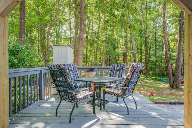 view of wooden deck