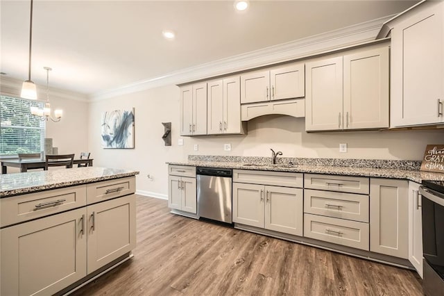 3070 Fareed St, Douglasville, GA 30135 - kitchen featuring stainless steel appliances, a sink, ornamental molding, a chandelier, and wood finished floors