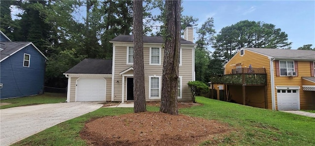 view of front of property featuring a deck and a front lawn