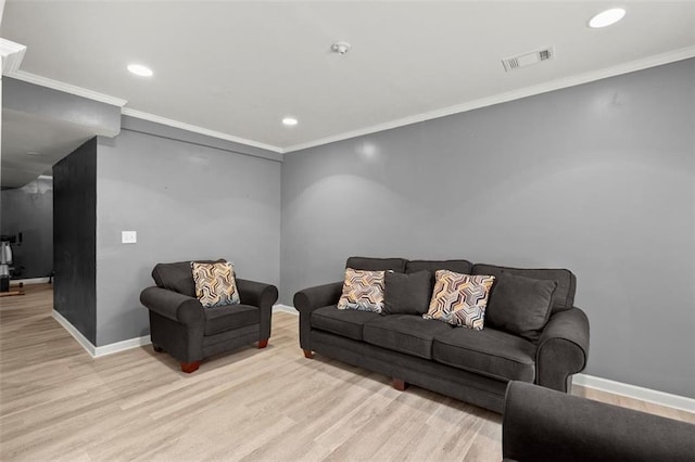 1709 Grove Ct SE, Conyers, GA 30013 - living room with wood finished floors, baseboards, recessed lighting, and ornamental molding