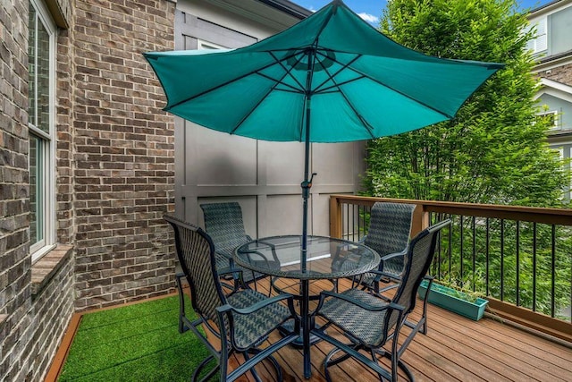 1120 Cordia Ave NW, Atlanta, GA 30318 - deck with outdoor dining space