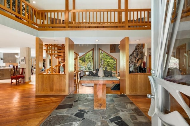 6525 Old Riverside Dr NW, Sandy Springs, GA 30328 - interior space