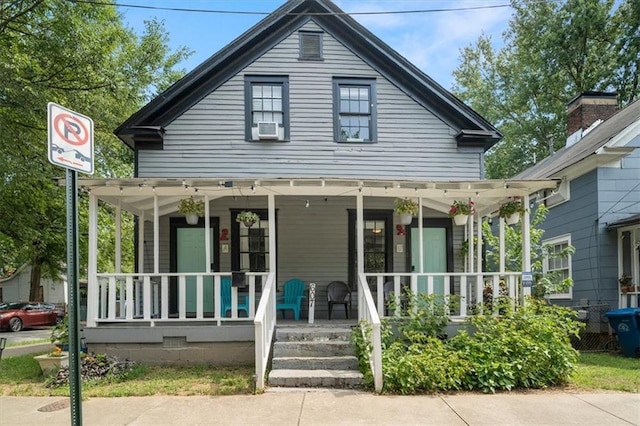 view of front facade featuring covered porch