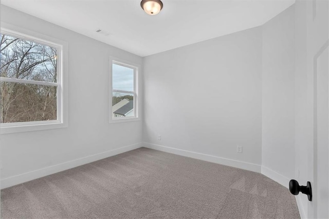 view of carpeted spare room