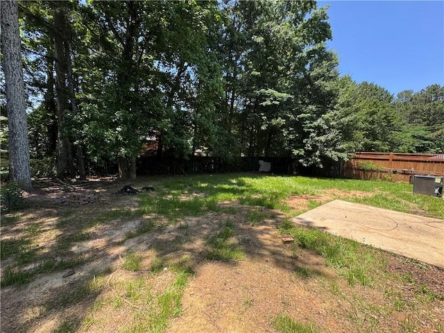 1050 Redan Trce, Stone Mountain, GA 30088 - view of yard