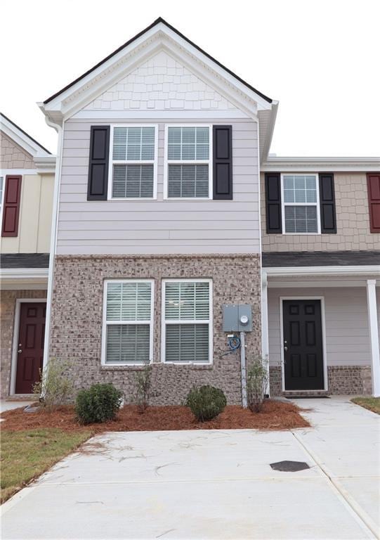 view of townhome / multi-family property