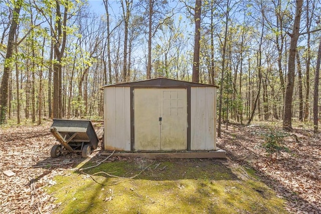 view of outbuilding