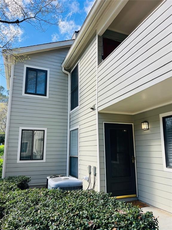 property entrance with central AC