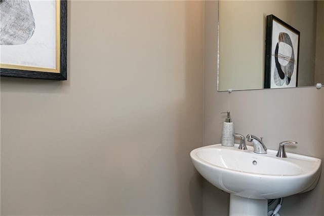 528 Aberdeen Mdw, Acworth, GA 30102 - bathroom featuring a sink