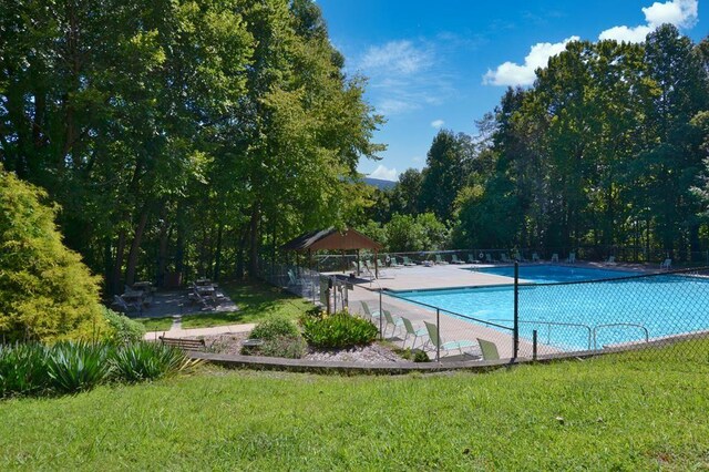J350 Walnut Mtn, Ellijay, GA 30540