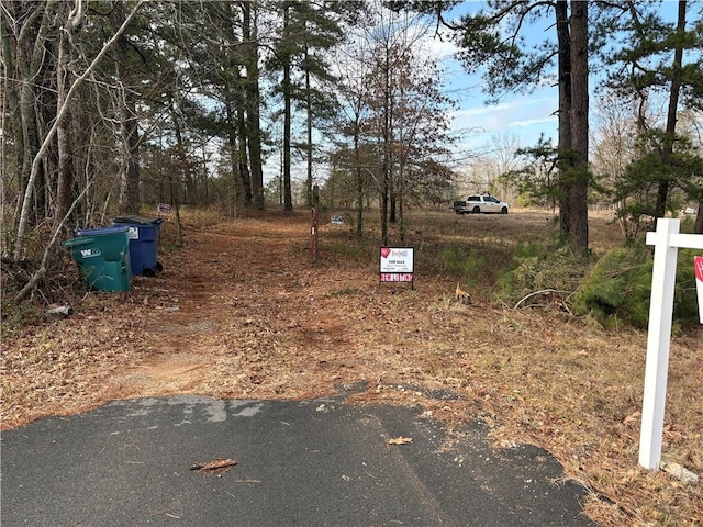 Listing photo 3 for 594 Sparta Hwy NE, Milledgeville GA 31061