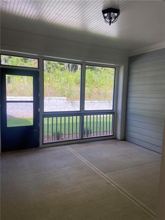 view of unfurnished sunroom