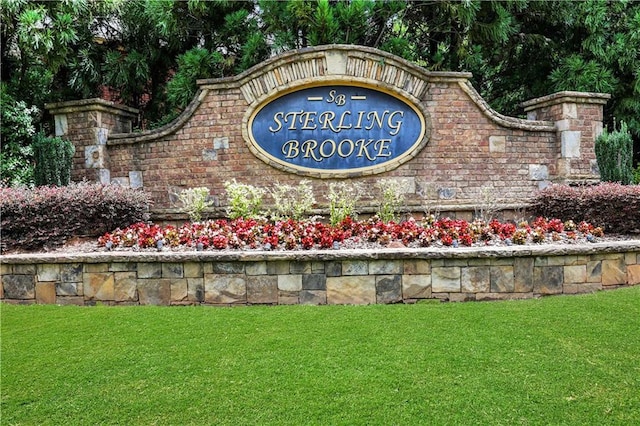 1105 Sterling Brooke Dr, Alpharetta, GA 30022 - community sign featuring a yard