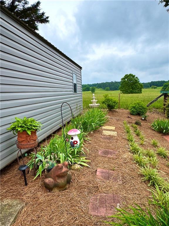 270 Owens Cir NE, Calhoun, GA 30701 - view of yard