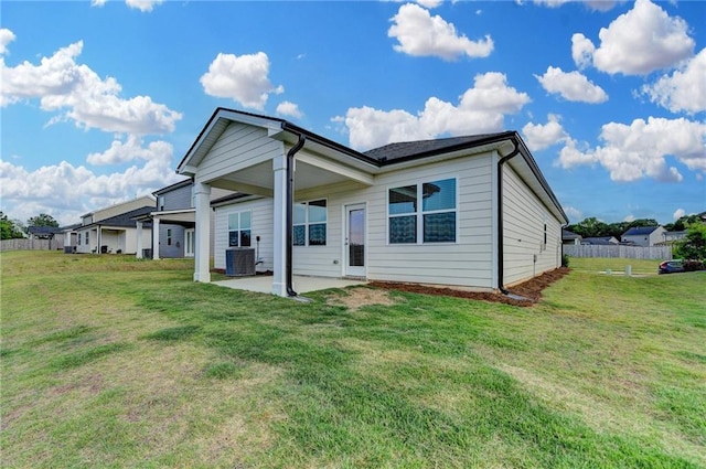 82 Graham Campbell Ln, Statham, GA 30666 - laundry room featuring washing machine and clothes dryer
