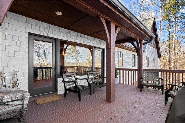 deck with grilling area