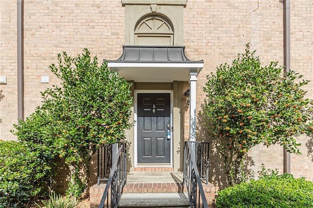 view of entrance to property