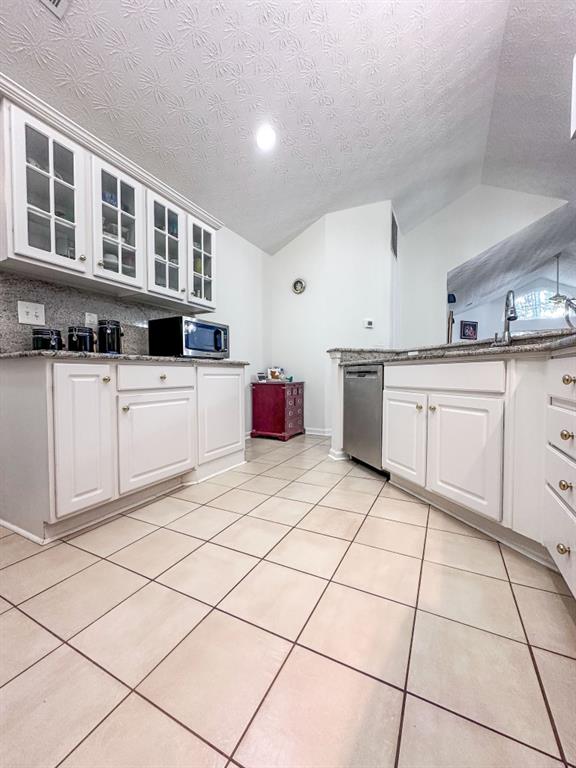 3836 Vineyards Lake Cir NW Unit U17, Kennesaw, GA 30144