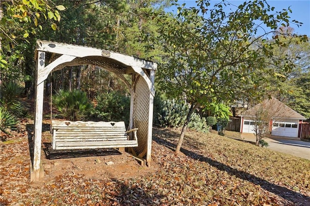 view of outdoor structure with a lawn