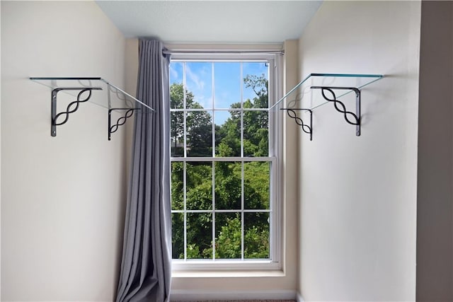 1312 Pine Heights Dr NE, Atlanta, GA 30324 - view of doorway